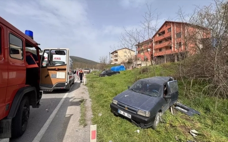 Zonguldak'ta Korkutan Trafik Kazası: Kontrolden Çıkan Araç Savruldu, 1 Yaralı