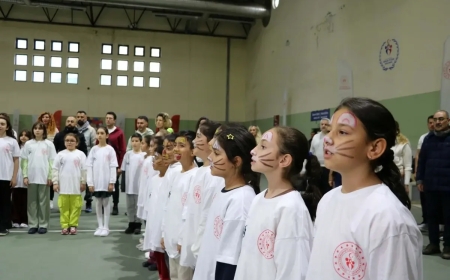 İpek Soylu'dan Dezavantajlı Çocuklara Tenis Desteği