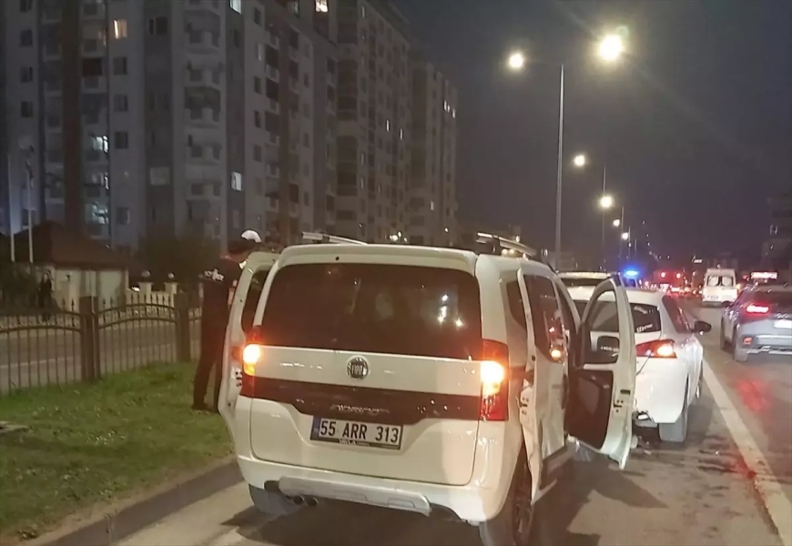 Samsun Atakum'da Zincirleme Trafik Kazası: 3 Yaralı