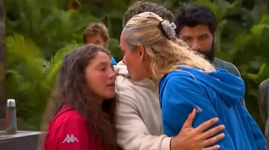 Survivor'da Kaos Durmuyor: Seren Ay'ın Tehditkar Sözleri Bardağı Taşırdı!