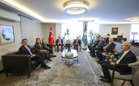 Özgür Özel'den Siyasi Ahlak Yasası Vurgusu: "Meclis Görevini Yapmalı"