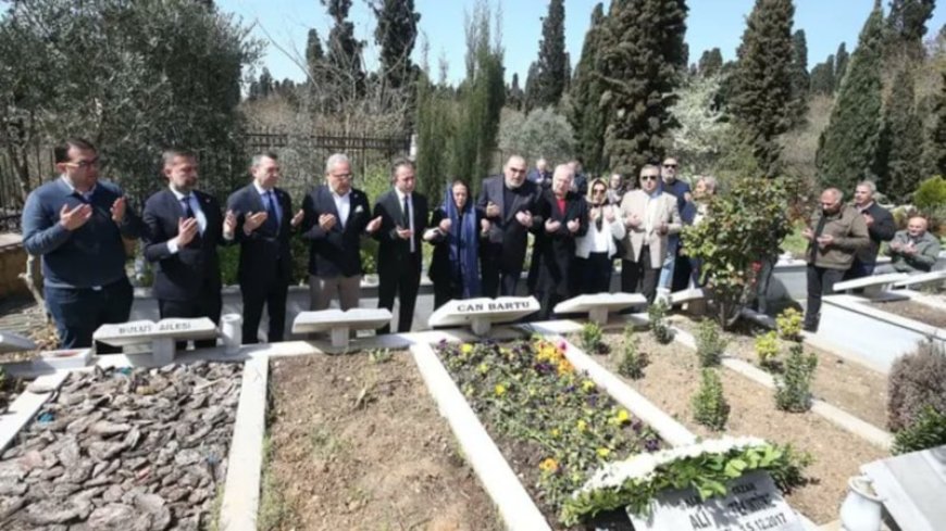 Sinyor Can Bartu Kabri Başında Anıldı