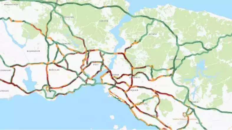 istanbulda_buyuk_yogunluk_trafik_durdu_1759124755_3664