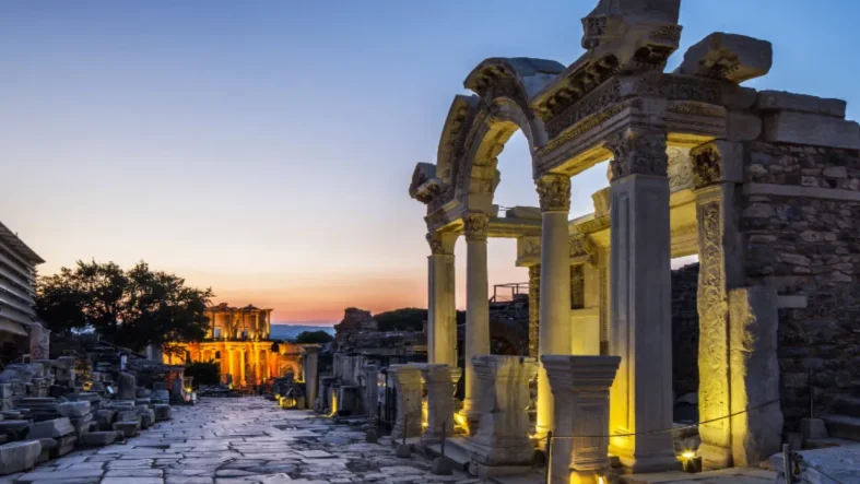 iste-turkiyenin-en-cok-gezilen-yerleri-77-milyon-ziyaretci-aldi-3248730