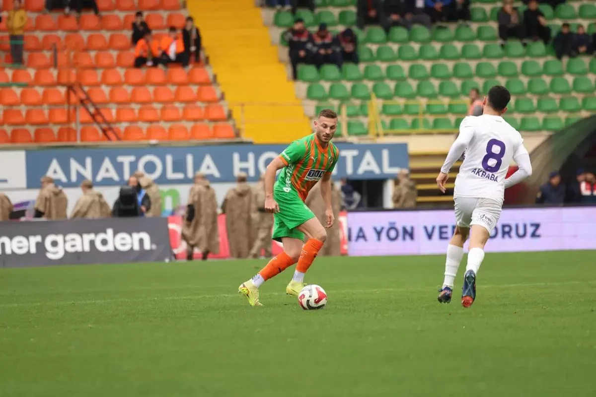 Alanyaspor Evinde Eyüpspor’a Teslim: 1-3
