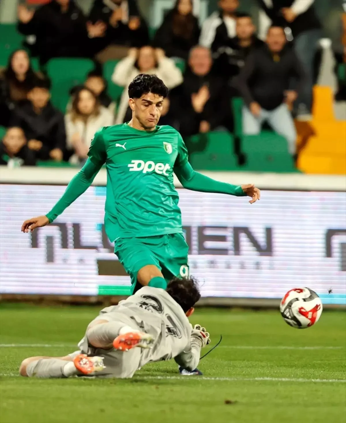 Bodrum FK Evinde Hata Yapmadı: Serikspor’u 3-0’la Geçti