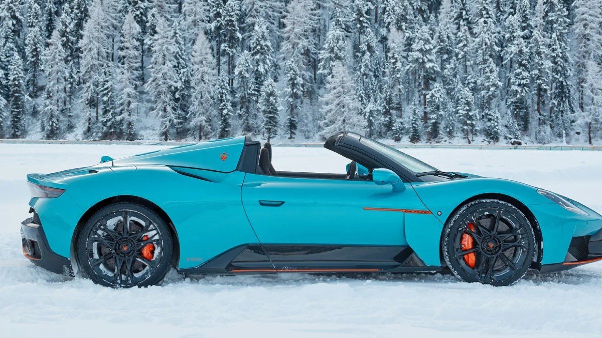 Maserati'den Eşi Benzeri Olmayan Başyapıt: MC20 Cielo "Frozen Magma"