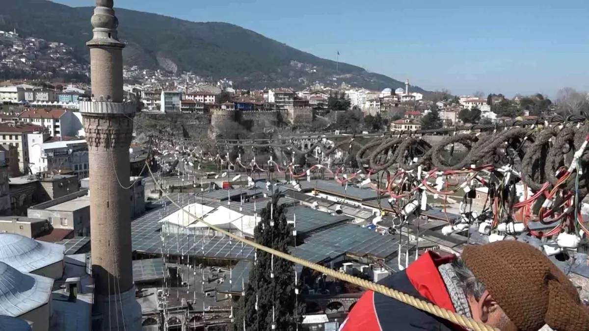 bursa-nin-mahyasinda-alisilagelmisin-disina-19636794_amp