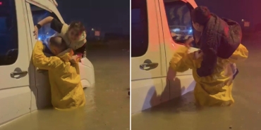 adana-sular-altinda-kaldi-minibuste-mahsur-kalan_b852fa171a_amp