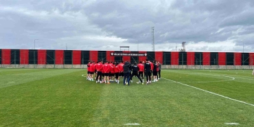 corum-fk-sivaspor-maci-hazirliklarini-tamamla-19762315_amp