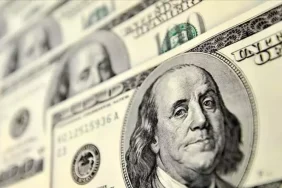 dolar_ve_euro_kac_tl_oldu_iste_gunun_ilk_fiyatlari_1776751562_7073