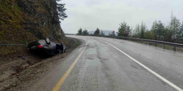 takla-atan-otomobilden-yara-almadan-kurtuldu-19762887_amp