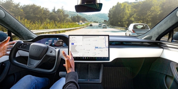 tesla-otonom-surus-1