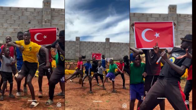 ugandali_cocuklardan_a_milli_takima_ozel_dunya_kupasi_klibi_sosyal_medyayi_salladi_1776688303_6643